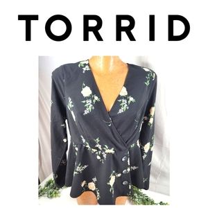 TORRID FLORAL FAUX WRAP BLOUSE